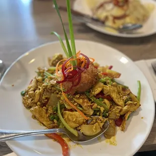 Golden Triangle Specialty with Chicken