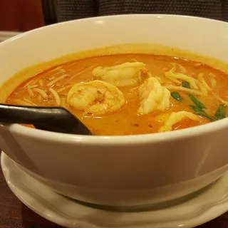 Curry Mee Noodle Soup
