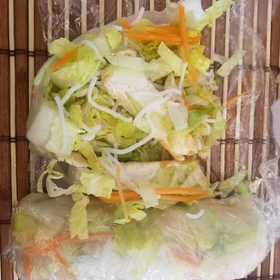 Tofu salad rolls
