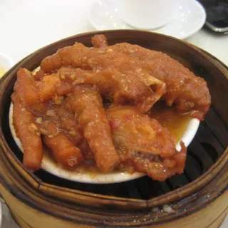 Steamed Chicken Feet in Black Bean Sauce