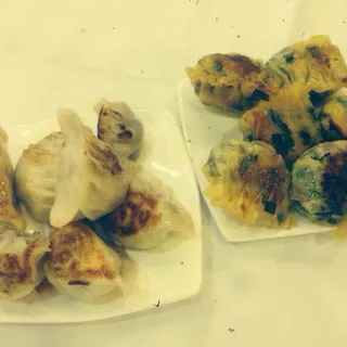 Pan-Fried Pork Dumpling