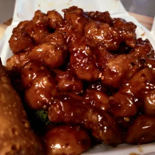 General Tso&apos;s Chicken: No spice, salty, crispy, zero flavor. Would not buy again.