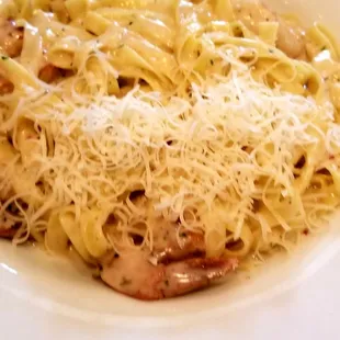 pasta dish, pasta, food