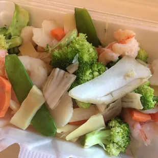 Steamed veggies with shrimp