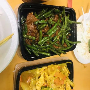 Green bean with beef, curry chicken, sweet and sour soup