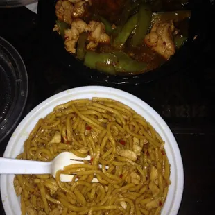food, ramen and noodles