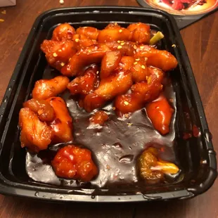 S2. General Tso's Chicken tastes like sweet and sour