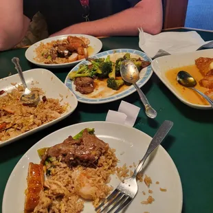 House fried rice. Lemon chicken.  Beef and broccoli.