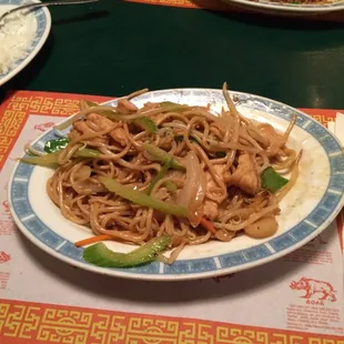 Chicken Low Mein