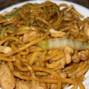 Chicken lo mein