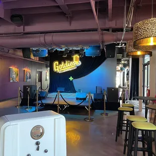 Goldie's stage, alas empty when we visited.