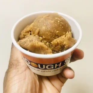 28/03/2022 -- Peanut Butter Cookie Dough ($4) -- Goldie's Donuts &amp; Bakery