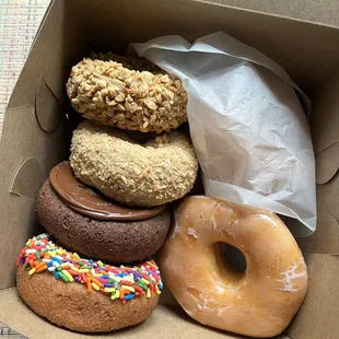 1 Dozen Donuts - Assorted