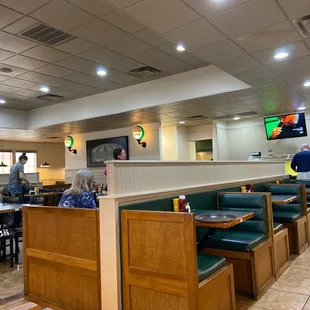sushi and sashimi, interior