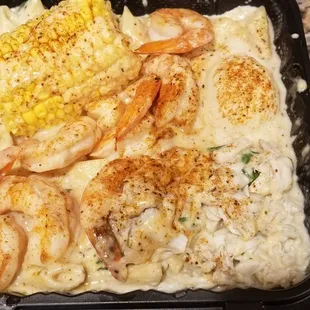 Hunny Do Pasta - Shrimp and Crab meat with penne pasta, alfredo sauce, corn and a boiled egg.  (Pic 1)