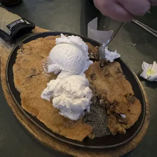 Chocolate chip cookie