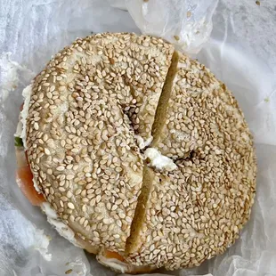 a bagel with sesame seeds