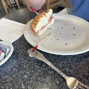 Lox bagel