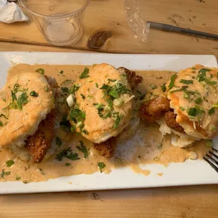 a plate of biscuits and biscuits