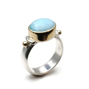 We love to support local artisans!