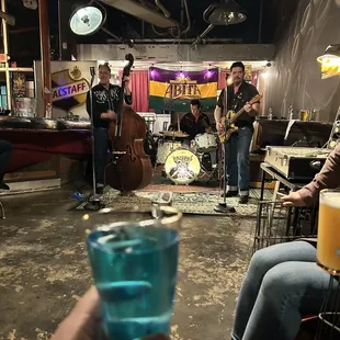 HOP White walker and live music