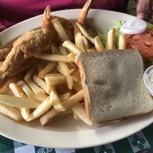 Shrimp and frog leg plate