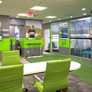 GOLFTEC Lobby and Putting Green