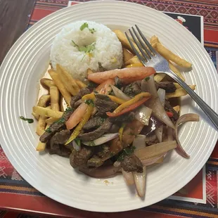 Lomo Saltado