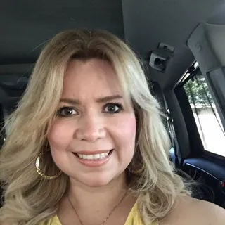 Gloria S.