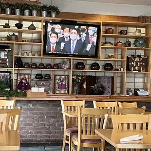 a television in a restaurant