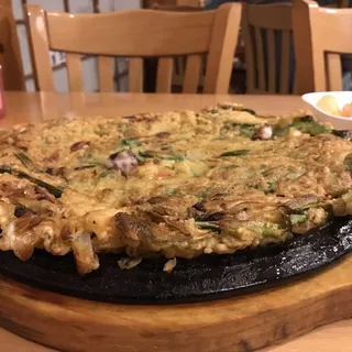Seafood And Scallion Pancake