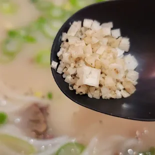 Salt or MSG? Whatever it is, it tastes great. Probably MSG.