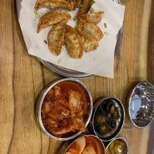 mandu with sides