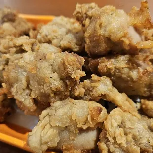 fried chicken, fried chicken wings, chicken wings and fried chicken, food, chicken, bbq chicken, chicken wings, bbq wings, poultry