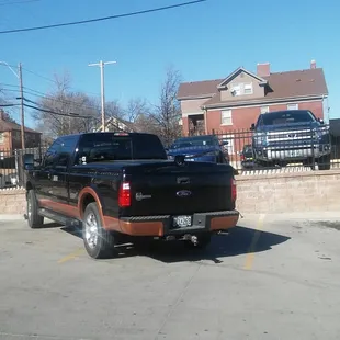 D-BAG parking at gomer&apos;s