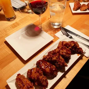 fried chicken wings, chicken, poultry, chicken wings and fried chicken, bbq wings, food, chicken wings, bbq chicken, fried chicken