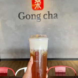 Lychee oolong w milk foam