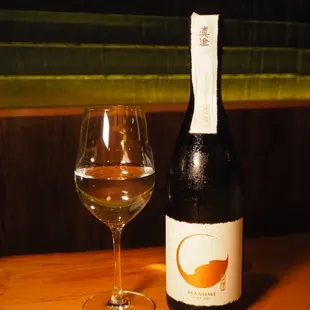 MASUMI SANKA JUNMAI DAIGINJO: This is an oneophile&apos;s sake that drinks like a big red, with mild fruit aromas and savory flavors.