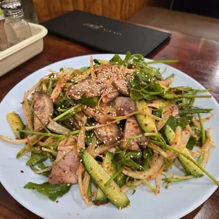 Spicy Pork &amp; Vegetable (족발무침)