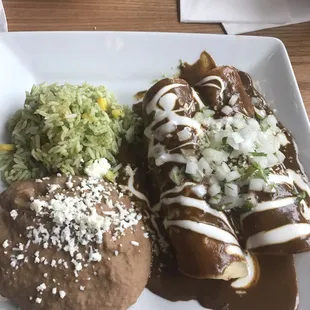 Enchiladas Con Mole