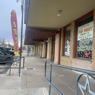 Out Front- it&apos;s old school hasn&apos;t changed in 30 years.