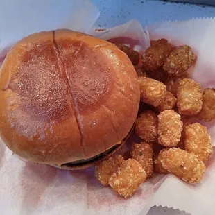 Burger &amp; Tots