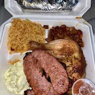 Chicken, mollejas n sausage plate...