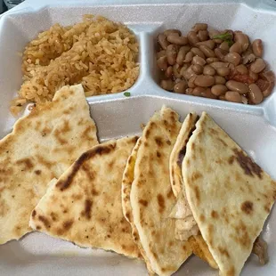 Quesadilla plate...chicken fajitas