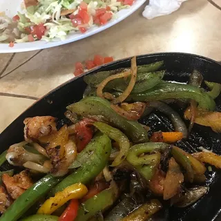 SHRIMP FAJITAS