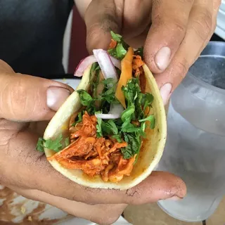Cochinita Pibil Taco