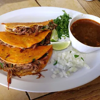 (3) tacos de Birria special