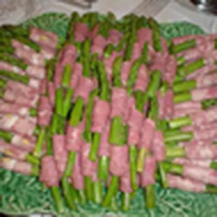 cornbeef wrapped asparagus