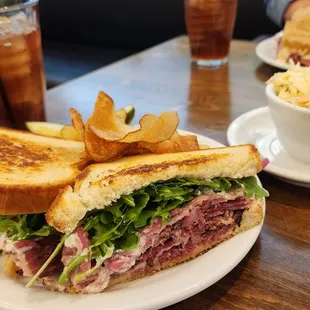 Pastrami Sandwich (#6).