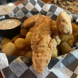 Chicken Tendy with tots